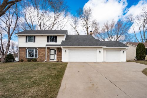 10532 Xylon Rd S, Bloomington, MN, 55438-1923 | Card Image