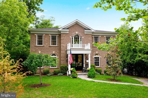 9 Cockrell St, ALEXANDRIA, VA, 22304-6302 | Card Image