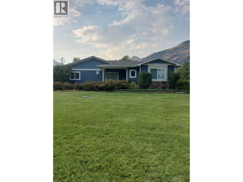 2616 Middle Bench Road, Keremeos, BC, V0X1N2 | Card Image