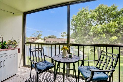 e2-608 Sea Pine Way, Greenacres, FL, 33415-8918 | Card Image