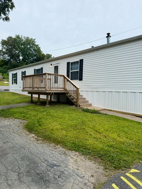 apt-4-260 Norwich New London Tpke, Uncasville, CT, 06382-2521 | Card Image
