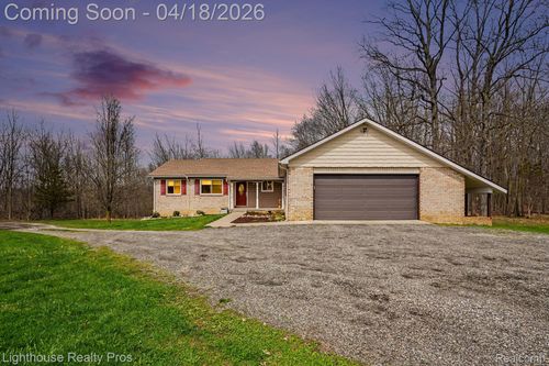 9110 Argentine Rd, Linden, MI, 48451-8521 | Card Image