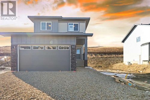 1055 Fowler Rd Sw, Airdrie, AB, T0M3N8 | Card Image