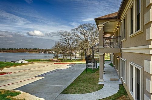 5-13165 Snow Ln, Willis, TX, 77318-3429 | Card Image
