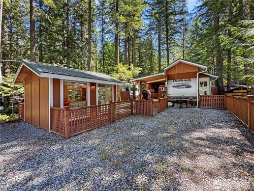 128 1 First St, Deming, WA, 98244 | Card Image
