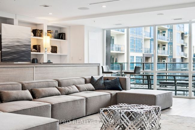 903 - 16 Concord Pl, Condo with 2 bedrooms, 2 bathrooms and 2 parking in Grimsby ON | Image 37