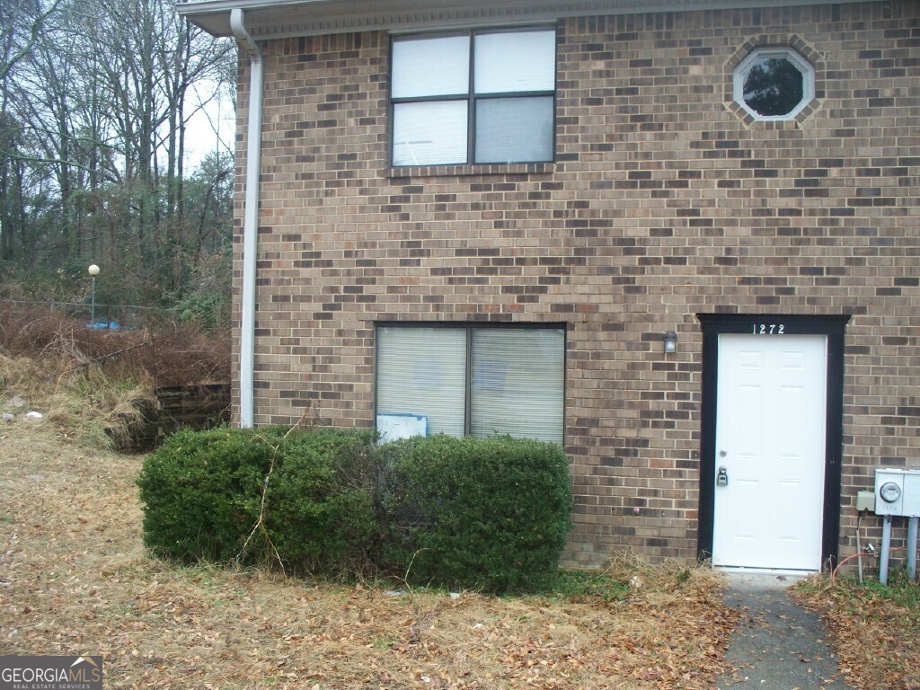 Lakeview Dr, Conyers, GA 30012