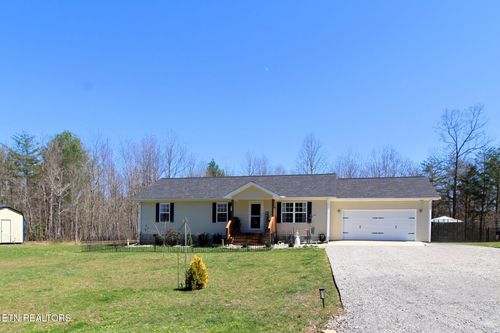 838 Dulog Trl, Jamestown, TN, 38556-2205 | Card Image