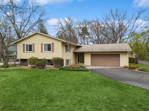 2353 Gaston Ave, White Bear Tp, MN, 55110-2338 | Card Image