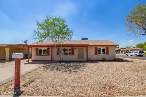 18240 N 34th Dr, Phoenix, AZ, 85053-1014 | Card Image