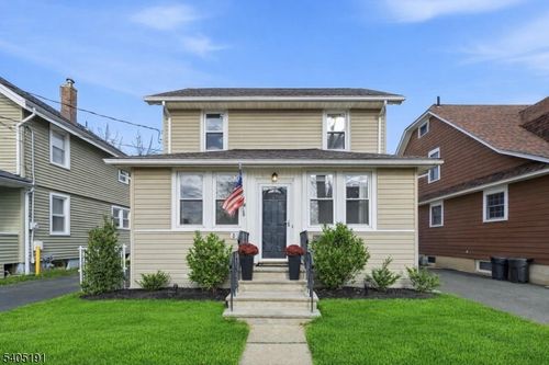 318 Myrtle Ave, Garwood, NJ, 07027-1316 | Card Image