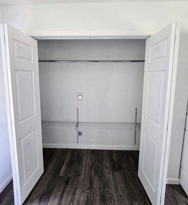 Spacious closet | Image 24
