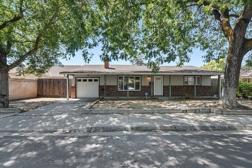 1701 College Ave, Modesto, CA, 95350-4005 | Card Image