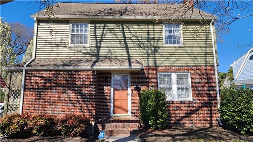 300 Russell St, Portsmouth, VA, 23707-2324 | Card Image