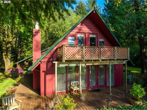 83049 Siltcoos Station Rd, Westlake, OR, 97493-9714 | Card Image