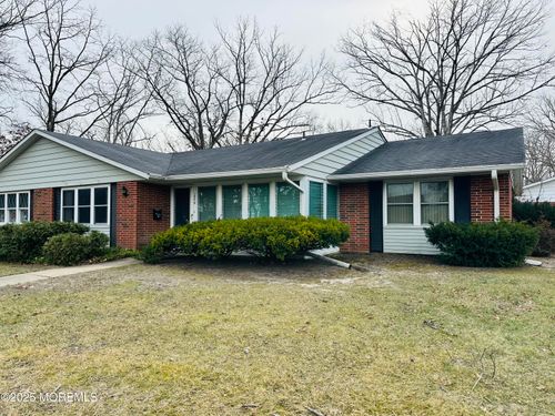 b-180 Sterling Ct, Lakewood, NJ, 08701-6694 | Card Image