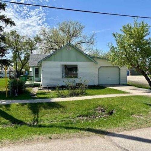 9 First Ave, Lowe Farm, MB, R0G0C8 | Card Image