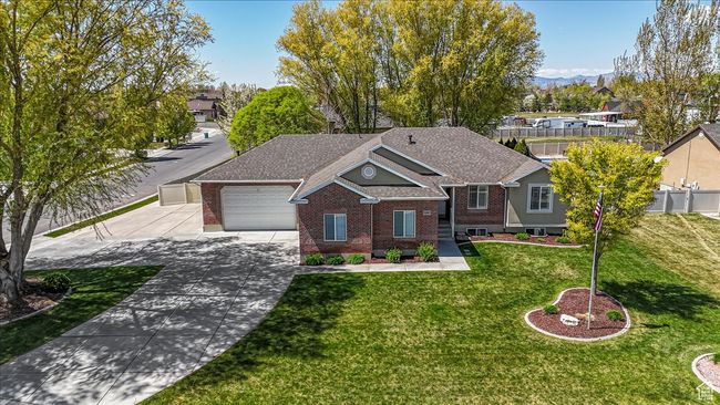 5195 5825, House other with 4 bedrooms, 3 bathrooms and 8 parking in Hooper UT | Image 54
