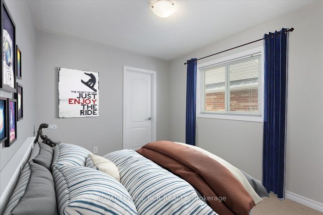 65 Margaret Graham Cres, House other with 3 bedrooms, 3 bathrooms and 2 parking in Mount Albert ON | Image 20
