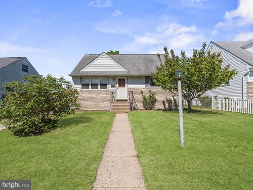 312 Union Ave, BELLMAWR, NJ, 08031-1658 | Card Image