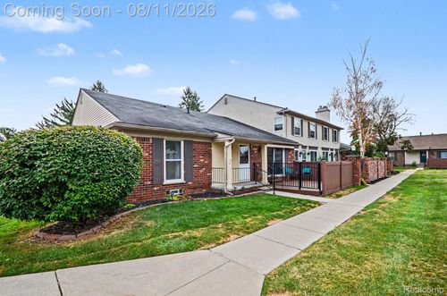 41150 Southwind Dr, Canton, MI, 48188-1316 | Card Image