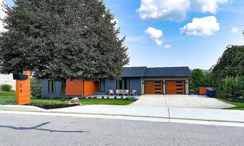 94 Applewood Dr, Chillicothe, OH, 45601-1907 | Card Image