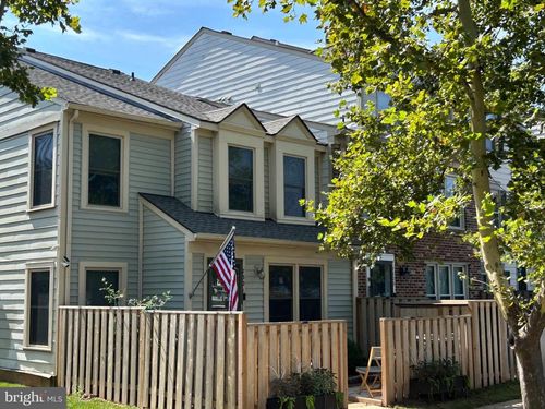 7501 Belle Grae Dr, MANASSAS, VA, 20109-6414 | Card Image