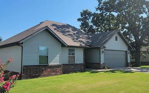 1320 Colonel Hawthorne Dr, Prairie Grove, AR, 72753-8459 | Card Image