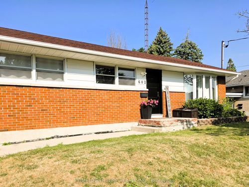 602 Finucane St, Oshawa, ON, L1J5L6 | Card Image