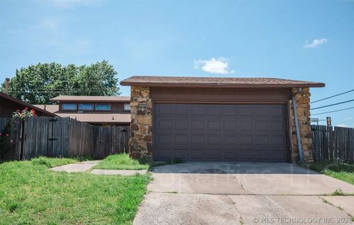 5104 75th East Ave, Tulsa, OK, 74145-7758 | Card Image