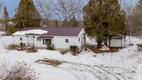 583 Higgins Road, Pittsfield, ME, 04967 | Card Image
