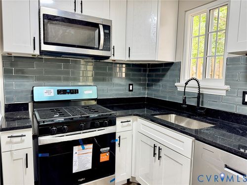 403 Roxana Rd, Henrico, VA, 23075-2423 | Card Image