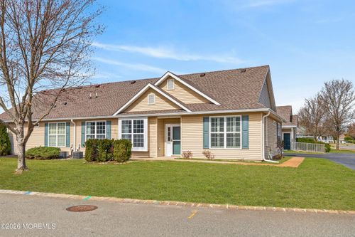2 Winkle Ct, Manchester, NJ, 08759-5172 | Card Image