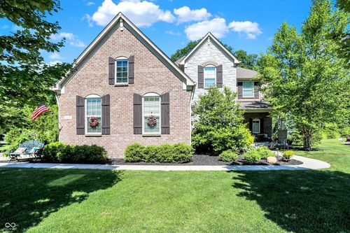 11226 Aviemore Court, Zionsville, IN, 46077 | Card Image