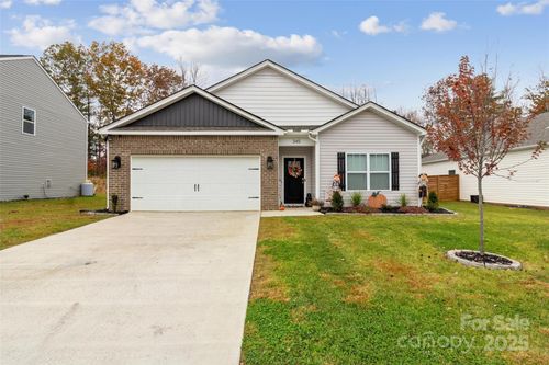 345 Ridgeview Ln, Mars Hill, NC, 28754-0980 | Card Image