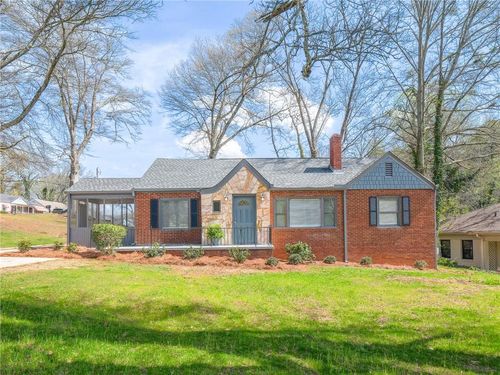 1652 Brewer Blvd Sw, Atlanta, GA, 30310-4649 | Card Image