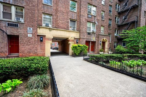 2j-48-25 43rd St, Woodside, NY, 11377-6834 | Card Image