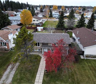 5908 9 Ave, House detached with 4 bedrooms, 2 bathrooms and 2 parking in Edson AB | Image 1