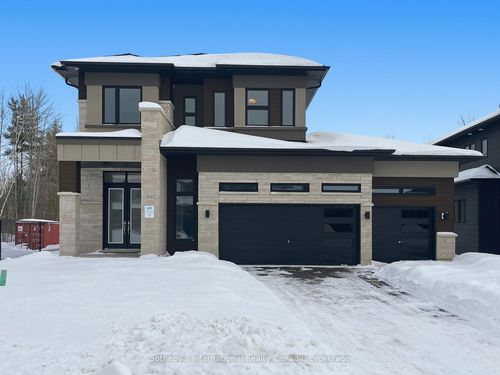 3141 Searidge St, Severn, ON, L3V8P9 | Card Image