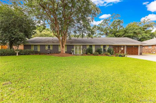 206 Poplar St, Prattville, AL, 36066-5316 | Card Image