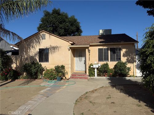 7051 Lindley Ave, Reseda, CA, 91335-4613 | Card Image