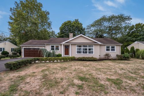 7 Jourdan Rd, Branford, CT, 06405-4413 | Card Image