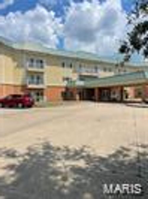 219-1300 N Main St, Sikeston, MO, 63801-4850 | Card Image