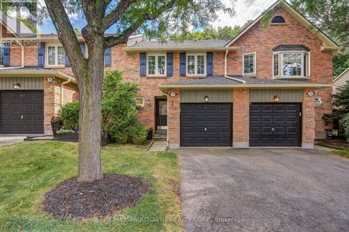 37-2766 Folkway Drive, Mississauga (Erin Mills), ON, L5L3M3 | Card Image