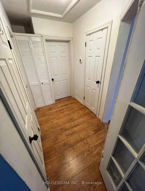 147 Emerson Ave, London, ON, N5Z3L5 | Card Image