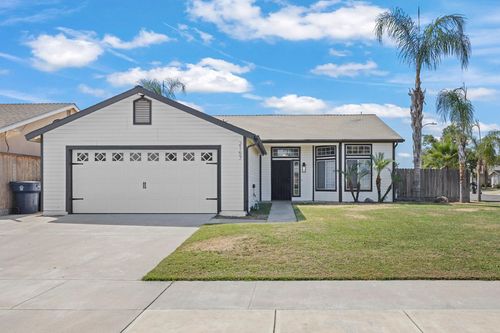 2157 Country View Ave, Tulare, CA, 93274-7239 | Card Image