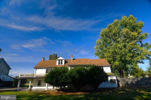2761 York Rd, JAMISON, PA, 18929-1045 | Card Image