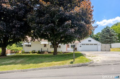 31 Holly Street, Waterbury, CT, 06706 | Card Image