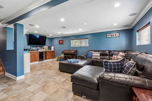 10009 Nw Circle Dr, Richmond, IL, 60071-9544 | Card Image