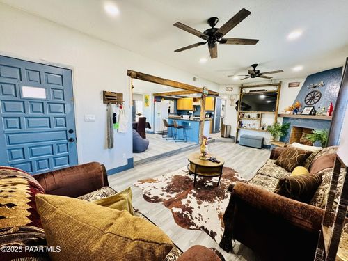 10022 S Wicks Avenue, Mayer, AZ, 86333 | Card Image